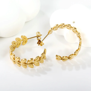 Wreath hoop earrings